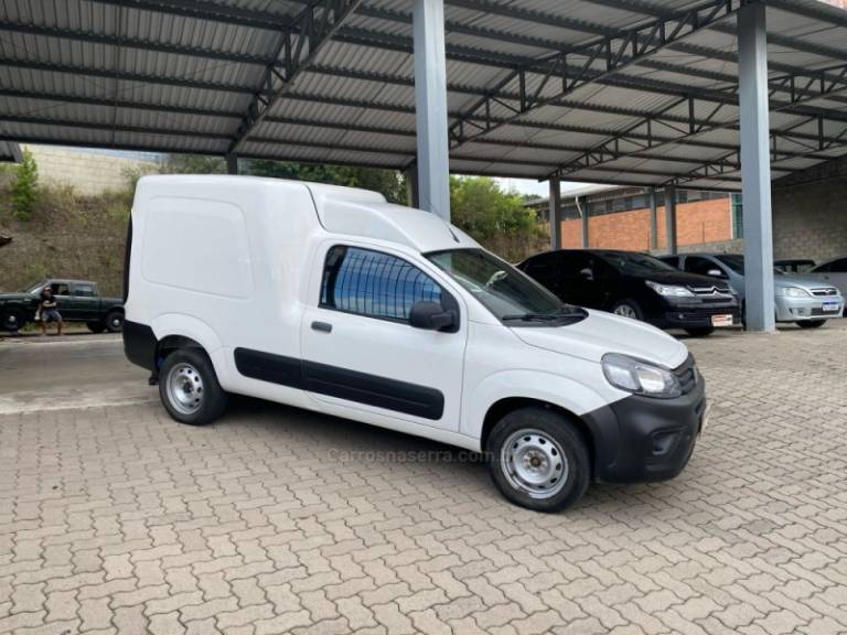 FIAT - FIORINO - 2022/2023 - Branca - R$ 82.990,00