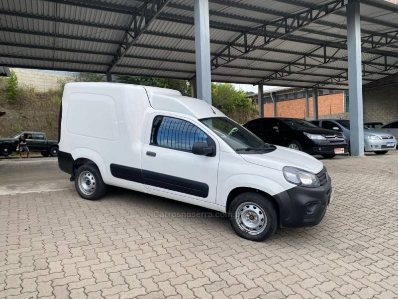 FIAT - FIORINO - 2022/2023 - Branca - R$ 82.990,00