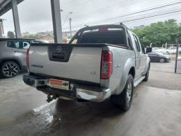 NISSAN - FRONTIER - 2011/2012 - Prata - R$ 88.000,00