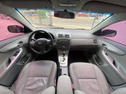 TOYOTA - COROLLA - 2010/2011 - Prata - R$ 66.900,00