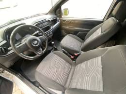 FIAT - FIORINO - 2022/2023 - Branca - R$ 85.600,00