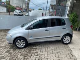 VOLKSWAGEN - FOX - 2007/2008 - Prata - R$ 25.300,00
