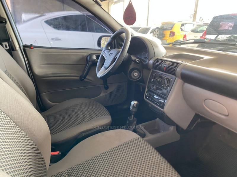 CHEVROLET - CLASSIC - 2008/2009 - Prata - R$ 19.900,00