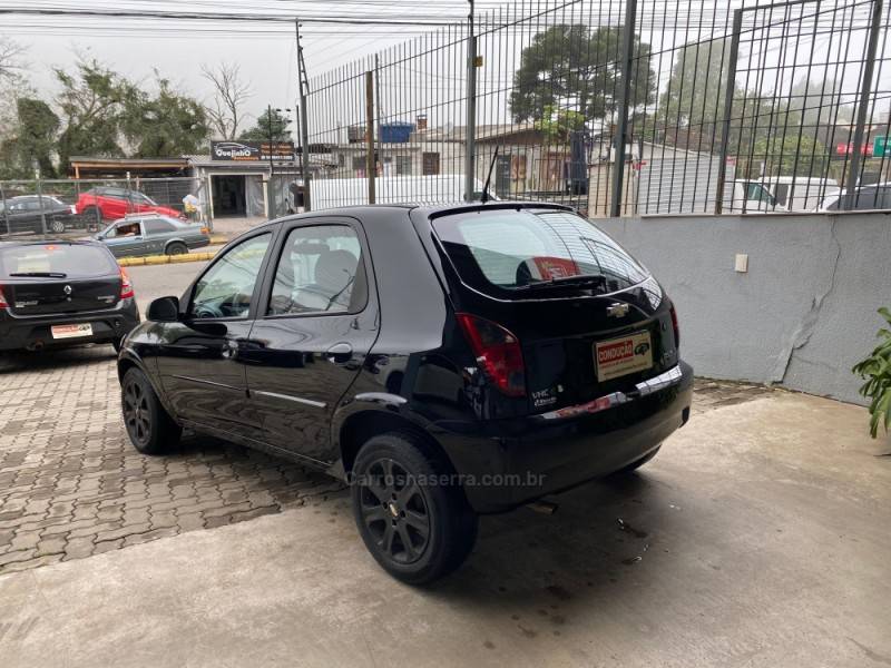 CHEVROLET - CELTA - 2012/2013 - Preta - R$ 33.400,00