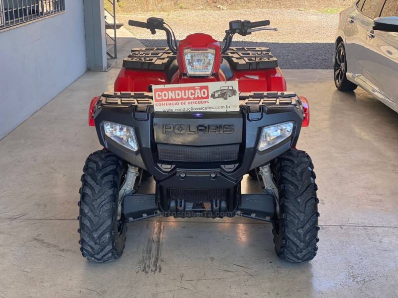 POLARIS - SPORTSMAN - 2011/2011 - Vermelha - R$ 18.900,00