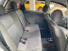 CHEVROLET - CORSA - 2010/2011 - Branca - R$ 29.000,00