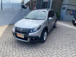 RENAULT - SANDERO - 2012/2013 - Prata - R$ 42.900,00