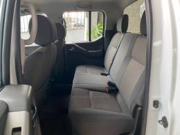 NISSAN - FRONTIER - 2012/2013 - Branca - R$ 99.900,00