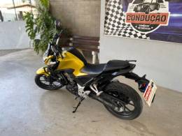 HONDA - CB 300F TWISTER - 2024/2024 - Dourada - R$ 24.490,00