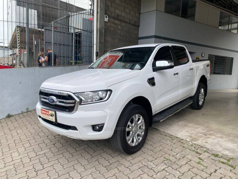 FORD - RANGER - 2020/2021 - Branca - R$ 176.900,00