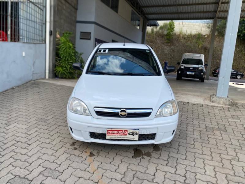 CHEVROLET - CORSA - 2010/2011 - Branca - R$ 29.000,00
