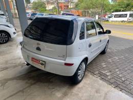 CHEVROLET - CORSA - 2010/2011 - Prata - R$ 29.900,00