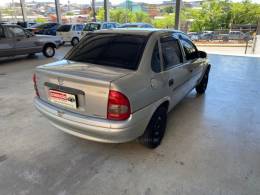 CHEVROLET - CORSA - 2004/2004 - Bege - R$ 8.500,00