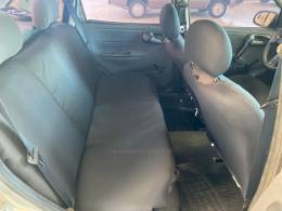 CHEVROLET - CORSA - 2004/2004 - Bege - R$ 8.500,00