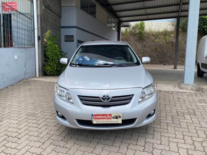 TOYOTA - COROLLA - 2010/2011 - Prata - R$ 66.900,00
