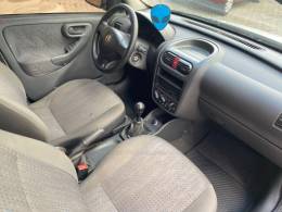 CHEVROLET - CORSA - 2010/2011 - Prata - R$ 29.900,00