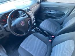 FIAT - PUNTO - 2011/2012 - Prata - R$ 32.600,00