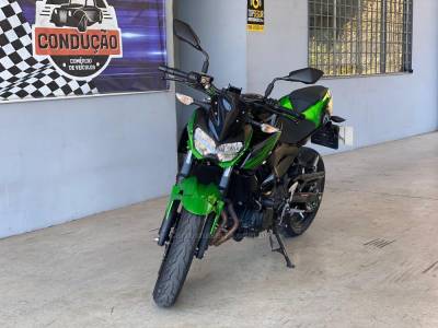 KAWASAKI - Z400 - 2019/2020 - Verde - R$ 28.000,00
