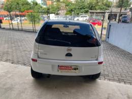 CHEVROLET - CORSA - 2010/2011 - Branca - R$ 29.000,00
