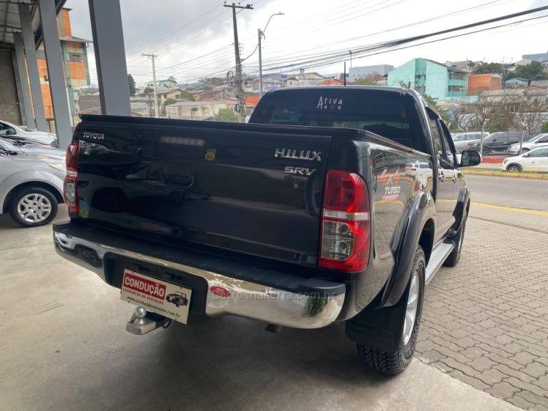 TOYOTA - HILUX - 2013/2013 - Preta - R$ 135.000,00