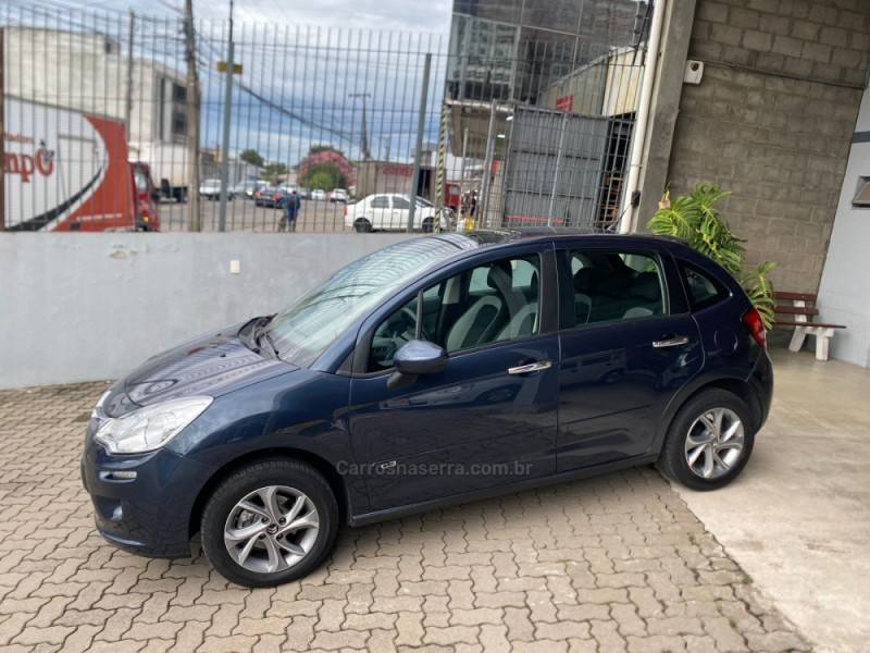 CITROËN - C3 - 2013/2014 - Azul - R$ 37.900,00