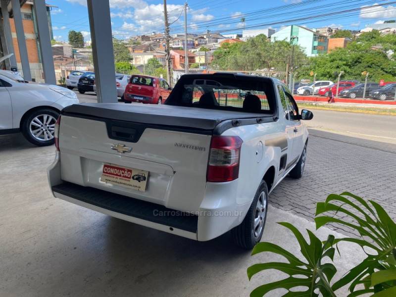 CHEVROLET - MONTANA - 2011/2012 - Branca - R$ 36.000,00