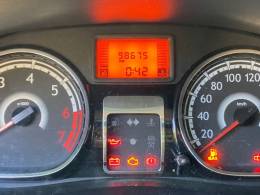 RENAULT - SANDERO - 2012/2012 - Prata - R$ 32.500,00