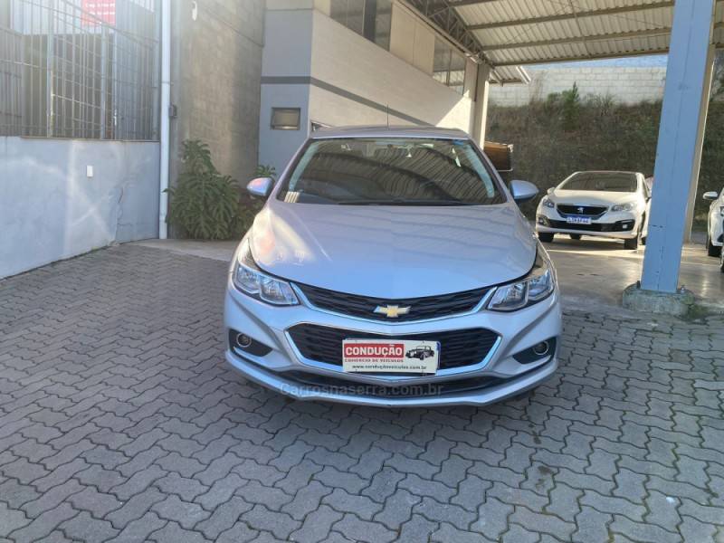 CHEVROLET - CRUZE - 2017/2017 - Prata - R$ 82.800,00