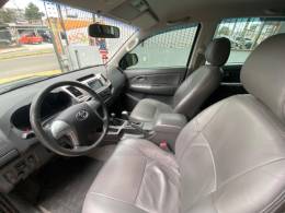 TOYOTA - HILUX - 2013/2013 - Preta - R$ 135.000,00