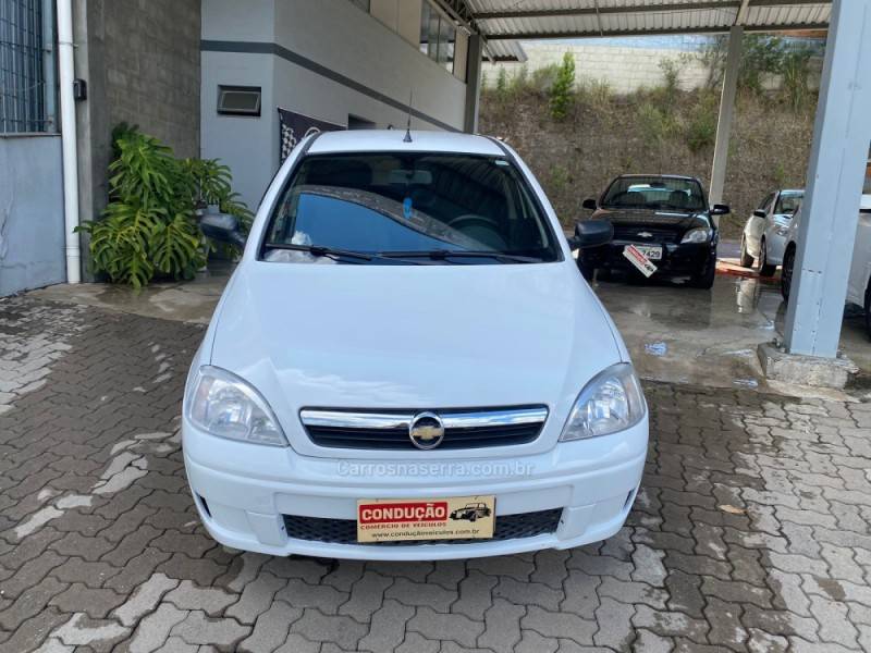 CHEVROLET - CORSA - 2010/2011 - Prata - R$ 29.900,00