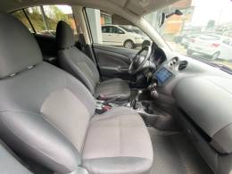 NISSAN - VERSA - 2014/2013 - Branca - R$ 42.800,00