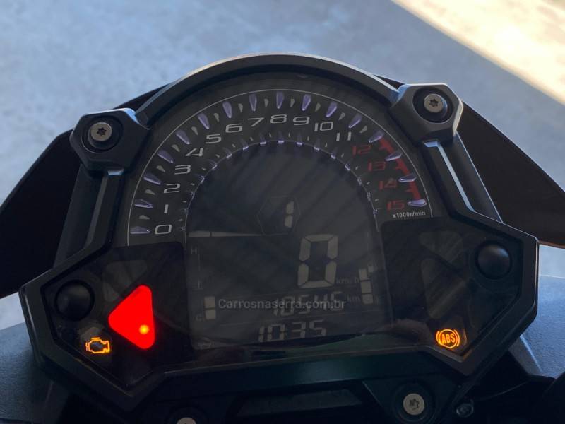 KAWASAKI - Z400 - 2019/2020 - Verde - R$ 28.000,00