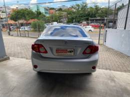 TOYOTA - COROLLA - 2010/2011 - Prata - R$ 66.900,00