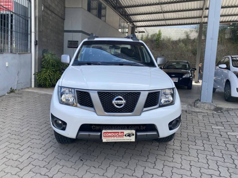 NISSAN - FRONTIER - 2014/2015 - Branca - R$ 96.000,00