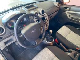 FORD - FIESTA - 2010/2010 - Prata - R$ 28.300,00