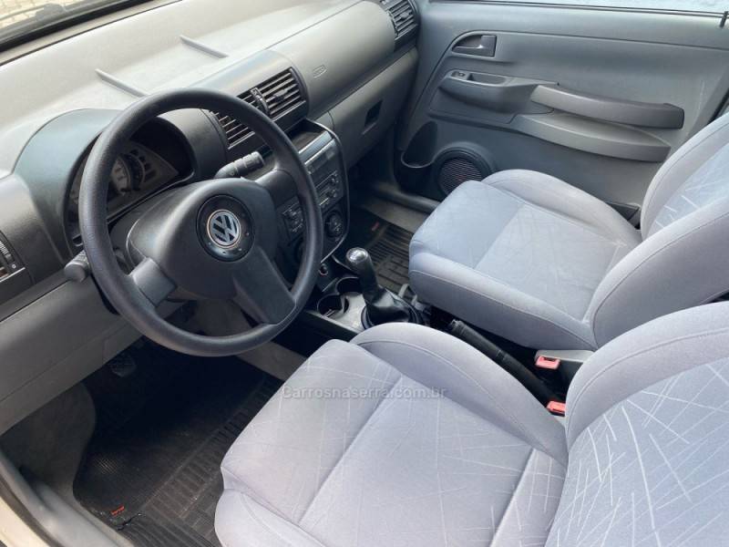 VOLKSWAGEN - SPACEFOX - 2009/2009 - Branca - R$ 32.900,00