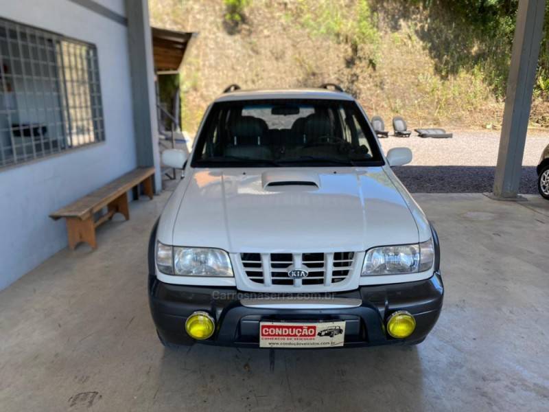 KIA MOTORS - SPORTAGE - 2002/2004 - Branca - R$ 28.500,00