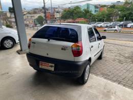 FIAT - PALIO - 2003/2004 - Branca - R$ 18.990,00