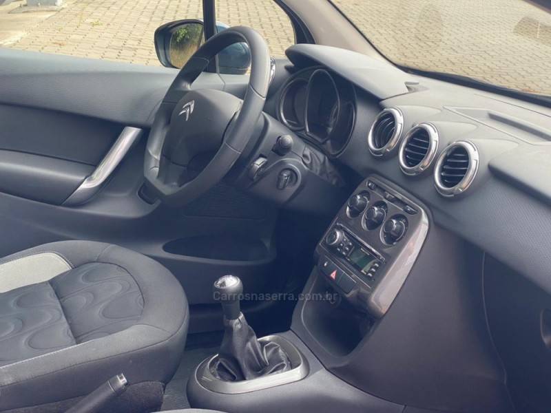 CITROËN - C3 - 2013/2014 - Azul - R$ 37.900,00