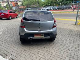 RENAULT - SANDERO - 2012/2013 - Prata - R$ 42.900,00