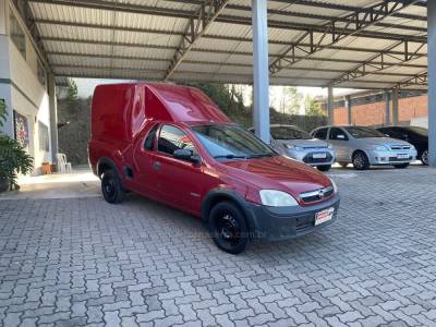 CHEVROLET - MONTANA - 2009/2010 - Vermelha - R$ 31.800,00